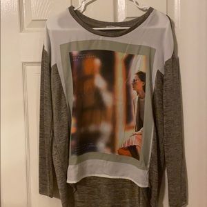 Super soft ZRAR top!